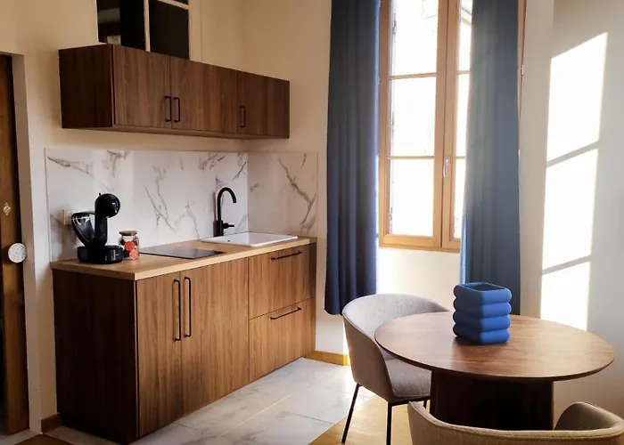 Casita Hyper Centre Aparthotel